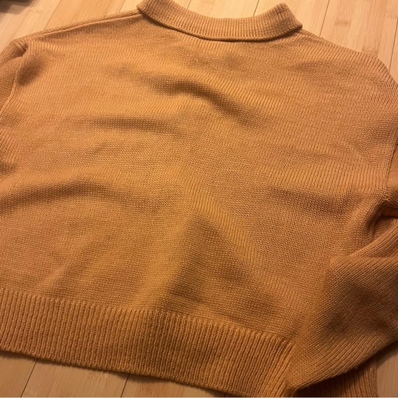 Yellow knit sweater - Picture 3 of 4